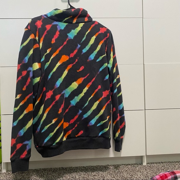 VS Pink Sherpa Pullover - Picture 2 of 6